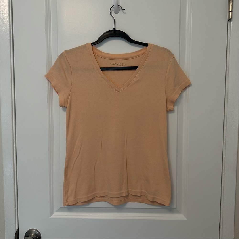 Faded Glory Peach V-Neck Short Sleeve Tee
